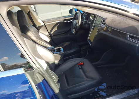 2015 Tesla Model S 70D/85D/P85D z USA, uszkodzony, nr VIN 5YJSA1H29FF089966